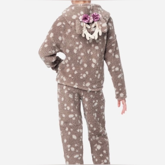 Justice Girls Hooded Reindeer Sherpa Pajamas Plush 2 Piece PJ Set Deer Antlers - Picture 3 of 15